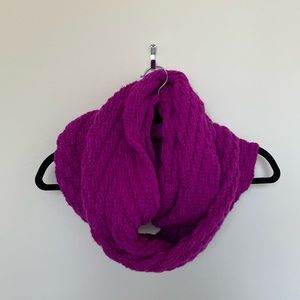 Gap Double Wrap Knit Infinity Scarf in Fuchsia Shock
